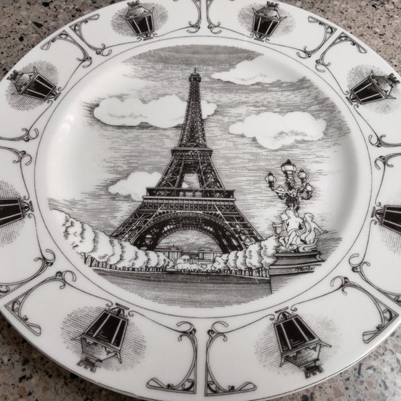 Slice of Life Eiffel Tower Collector's Dinner Plate - Picture 3 of 5